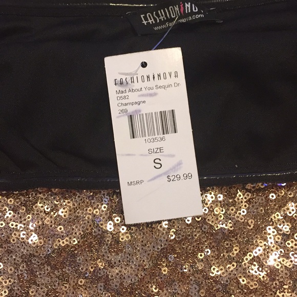 Dress - Picture 4 of 4